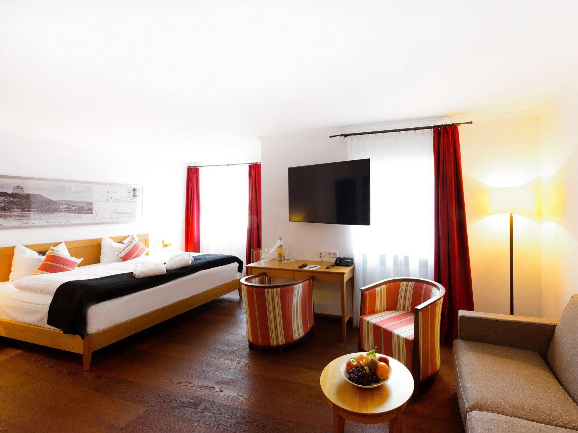 Dormero Hotel Kelheim Bagian luar foto